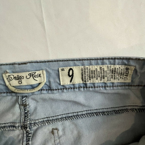 INDIGO REIN Women's Stretch Blue Denim Cuffed Capri Jeans Size 9 (32"x 20") - Picture 3 of 10